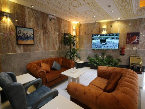 M Platinum Hotel image 4